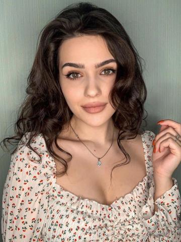 Алина